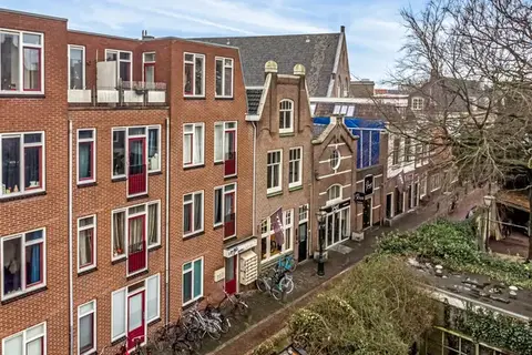 Middelweg 28