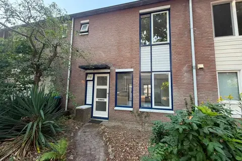 Roosje Vosstraat 73